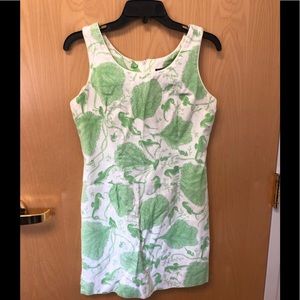 🌼3/$15🌼 Bahama Hand Print Green Seahorse and Seashell print dress Size 8